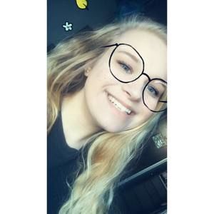 Meet your Posher, Maegan